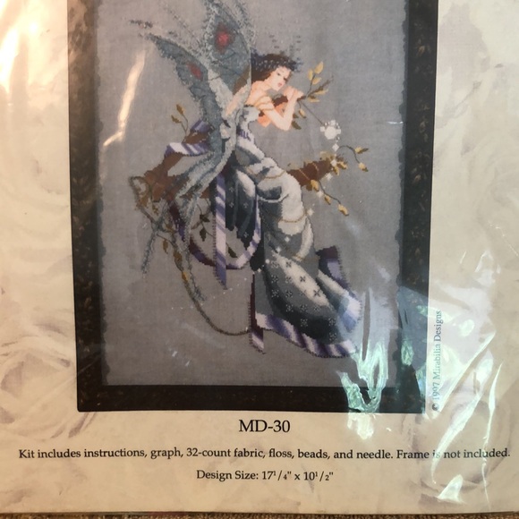 NIP Mirabilia Cross Stitch Kit - A MIDSUMMER NIGHT'S FAIRY by Nora Corbett - Picture 4 of 5